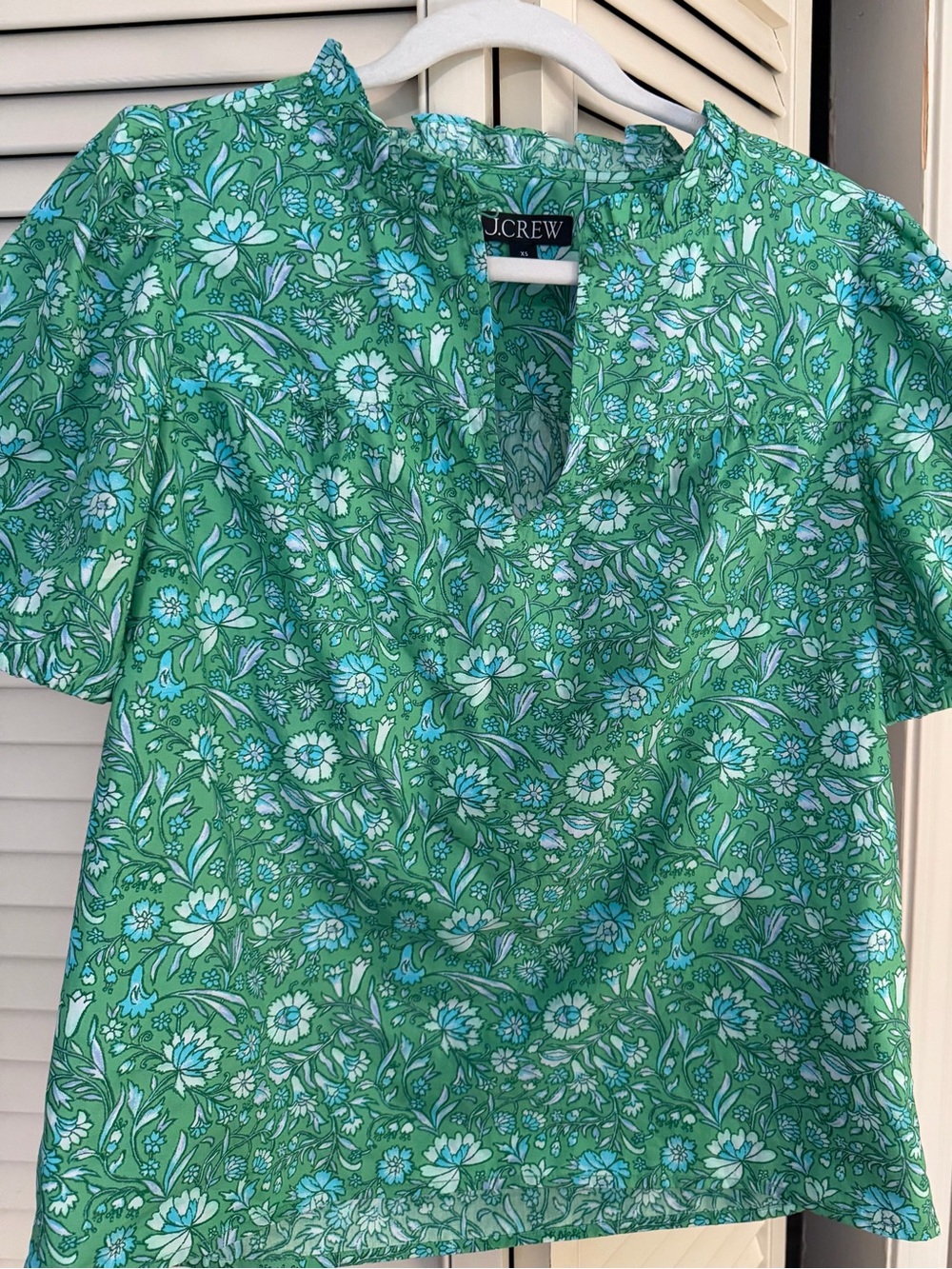 J. Crew Green & Aqua Floral Short-Sleeve V-Neck Top